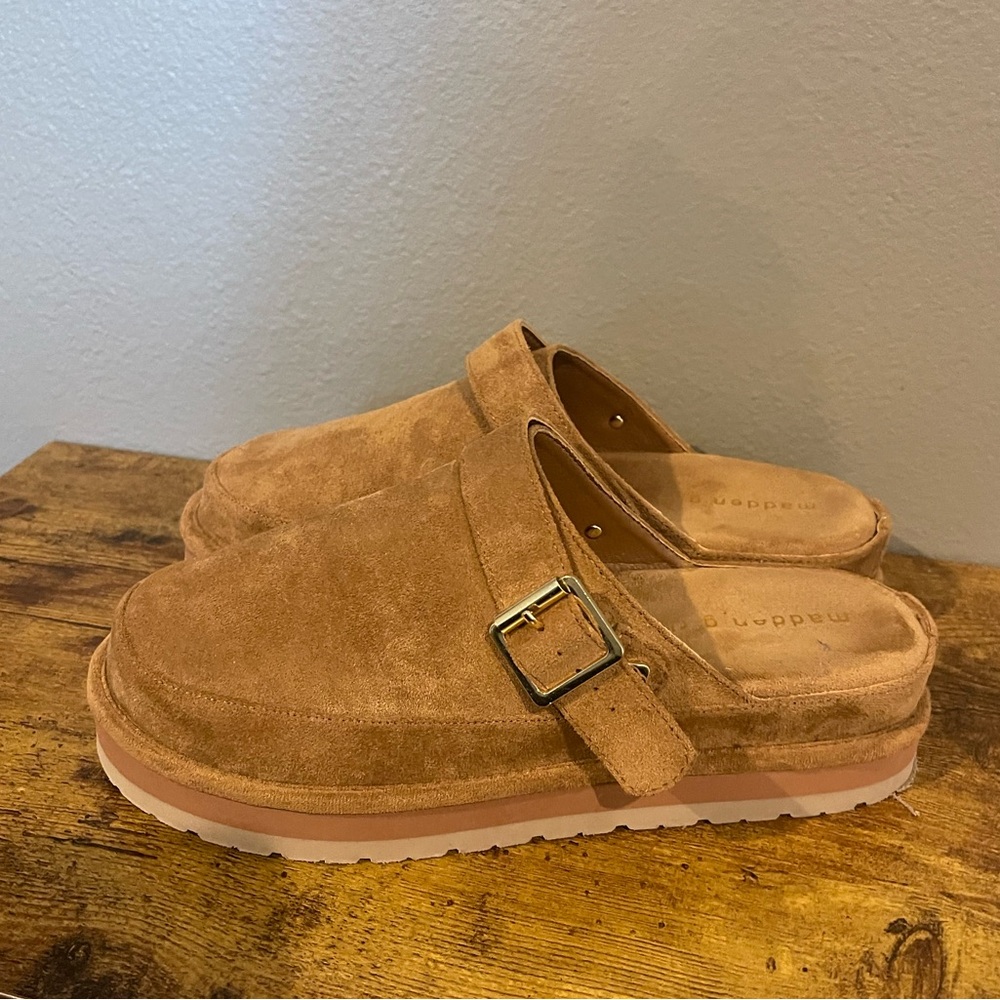 Madden Girl—Tan Suede Clogs with Buckle